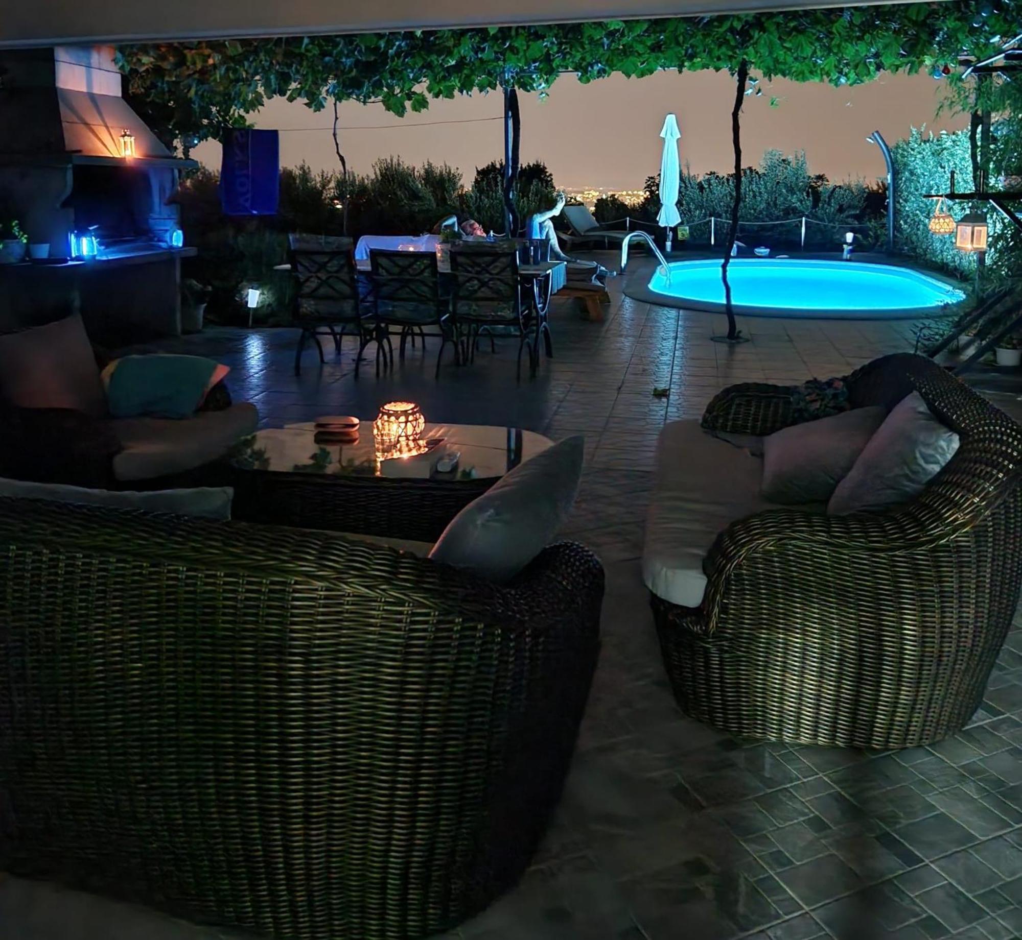 Vakantiehuis Rupotina With A Large Yard, Pool And A Beautiful View